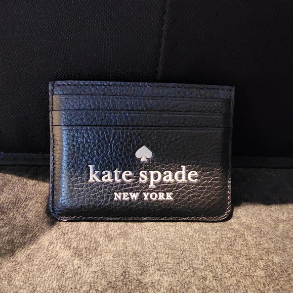SOLD EUC Katespade black cardholder - Picture 1 of 4